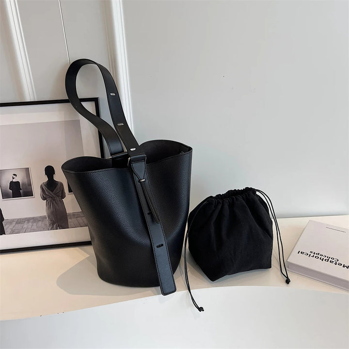 Nakoo - Elegant Bucket Bag