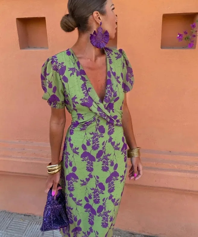 Zoe - Sophisticated Spring Dress