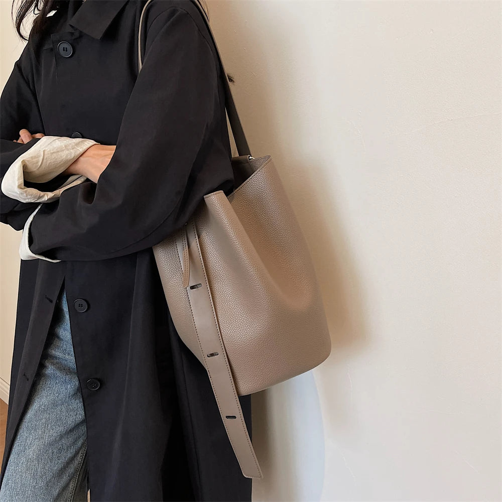 Nakoo - Elegant Bucket Bag
